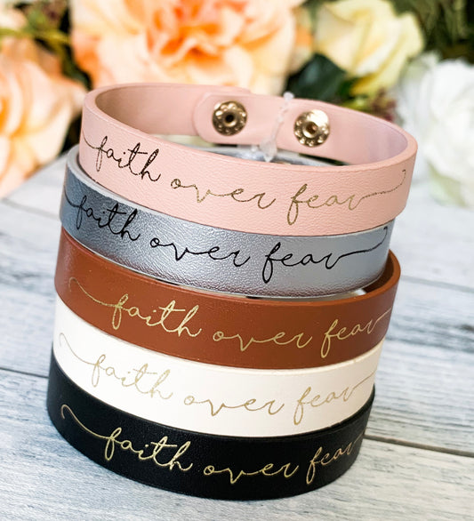 Leather bracelet "Faith over Fear"